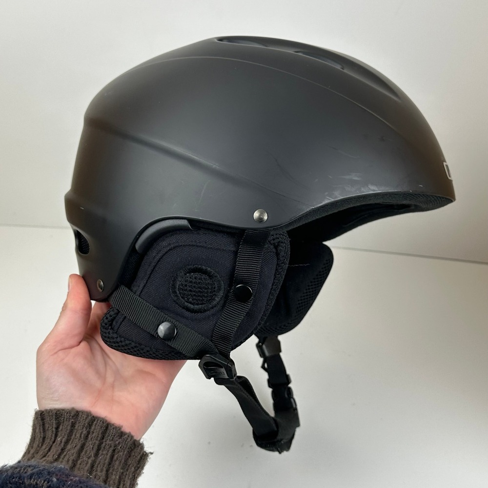 Giro S4 Snow Helmet XL Matte Black Ski Snowboard Vented Protective Gear 59-60.5 - Picture 5 of 10